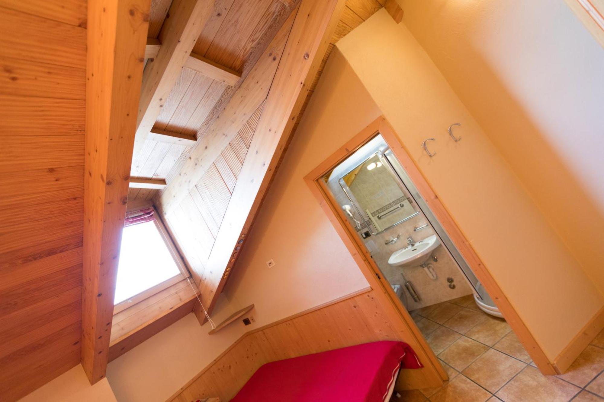 Hotel Champagne Livigno Exterior photo