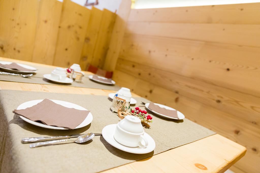 Hotel Champagne Livigno Exterior photo