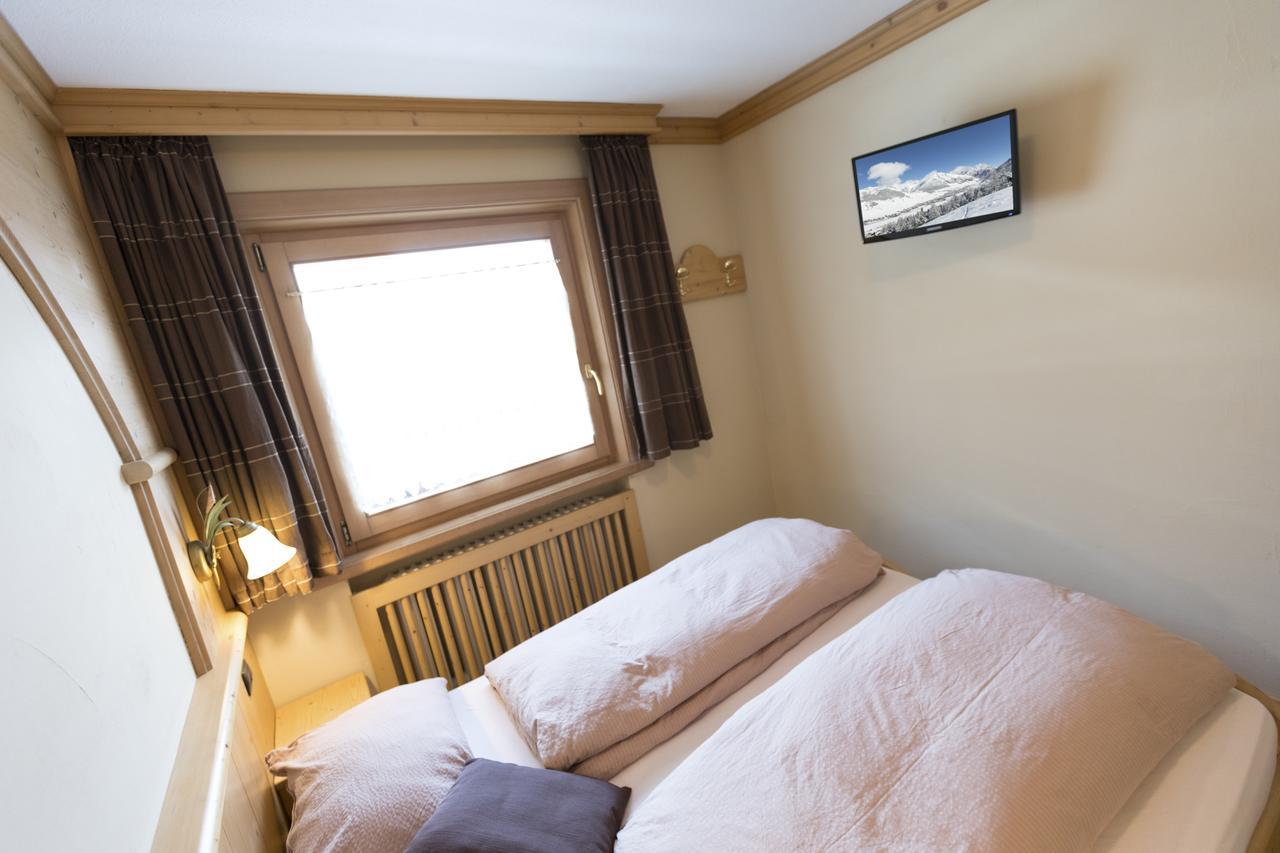 Hotel Champagne Livigno Exterior photo